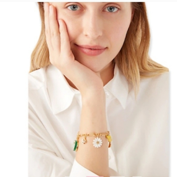 🔹️Kate spade 🔹️Off We Go Travel Charm Bracelet, Multi - Picture 3 of 9